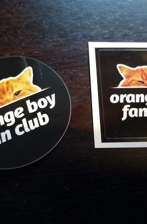 Comparison between round and square stickers